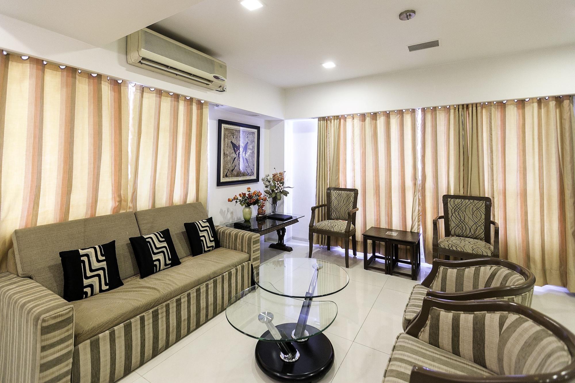 Treebo Trend New Castle Hotel Mumbai Bagian luar foto