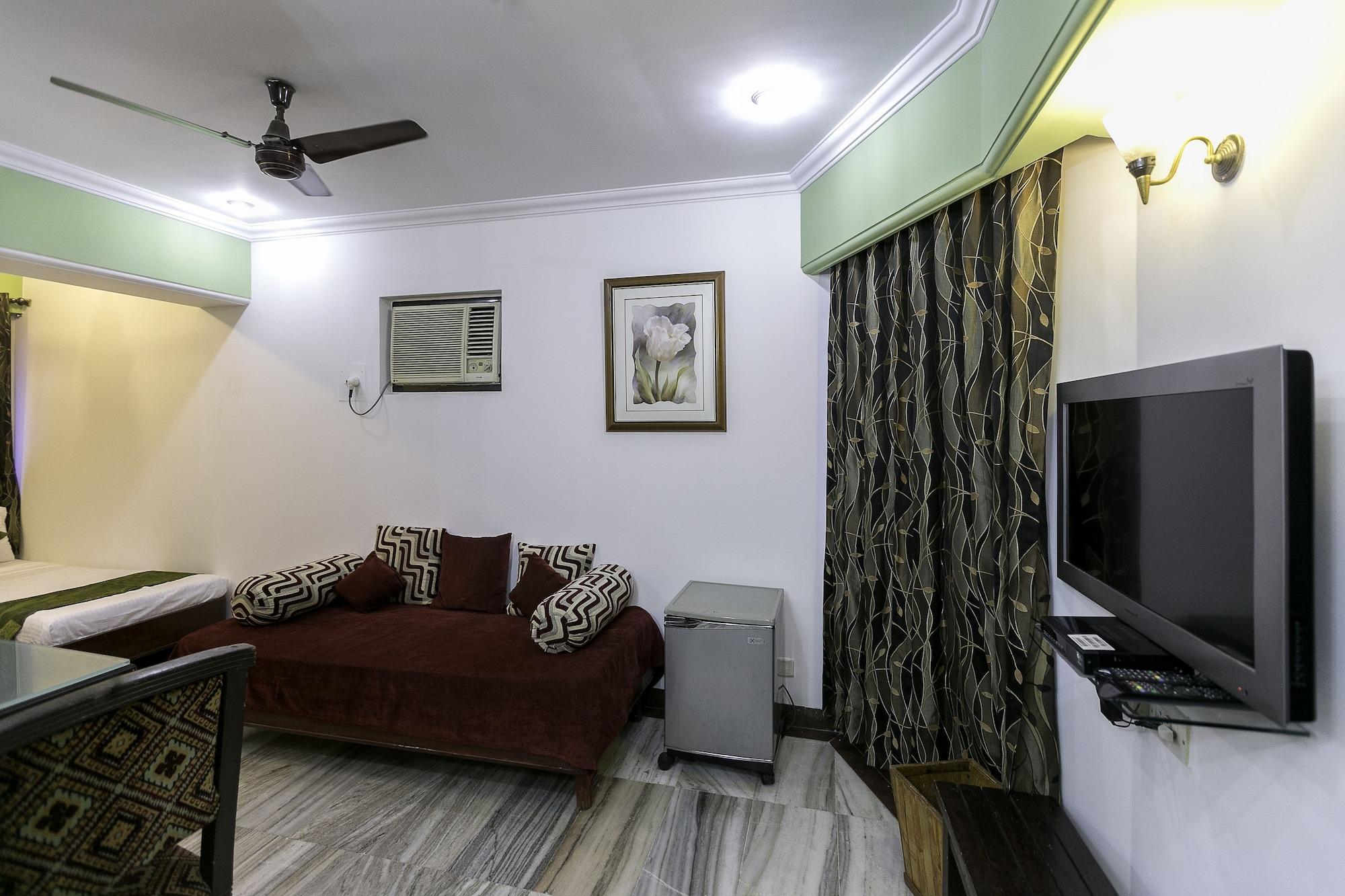 Treebo Trend New Castle Hotel Mumbai Bagian luar foto