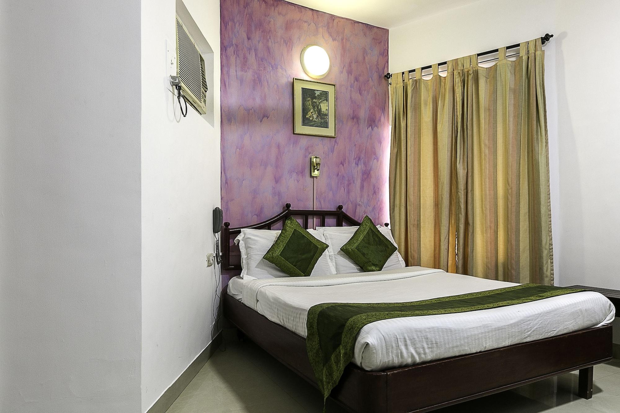 Treebo Trend New Castle Hotel Mumbai Bagian luar foto