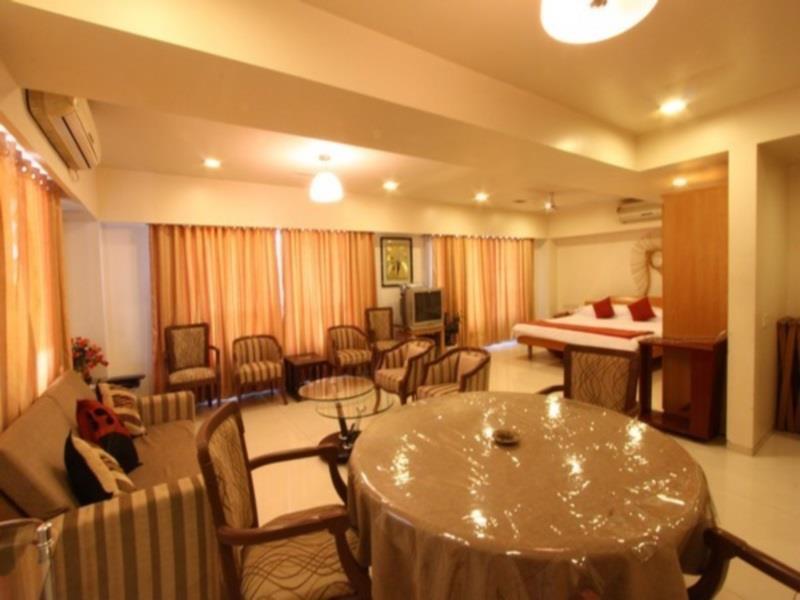 Treebo Trend New Castle Hotel Mumbai Bagian luar foto