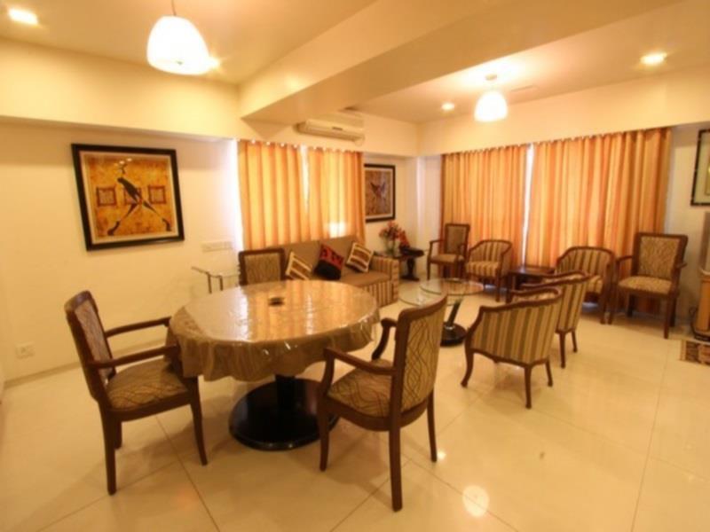 Treebo Trend New Castle Hotel Mumbai Bagian luar foto